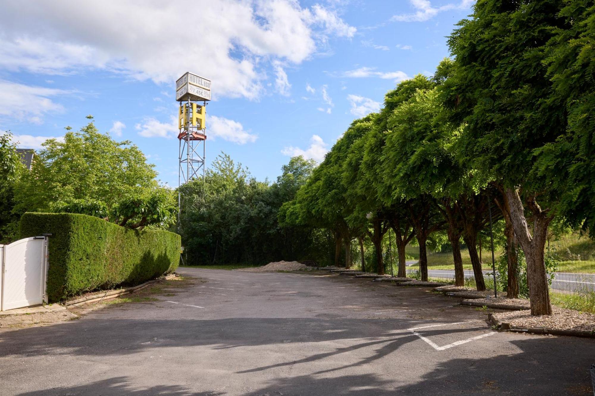 בנסאק Hotel-Restaurant Le Calice Du Gevaudan - A75 מראה חיצוני תמונה